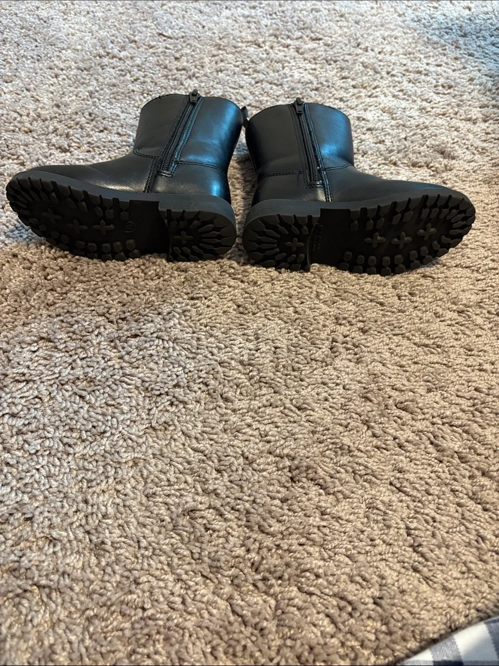 Old Navy Black Mid-Calf Kids Zip Boots